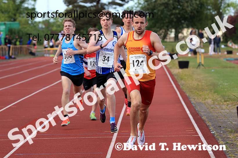 The 800 metres, 2025 NEGP No 2, Monkton Stadium, Wednesday, May 28th. Photo: David T. Hewitson/Sports for All Pics
